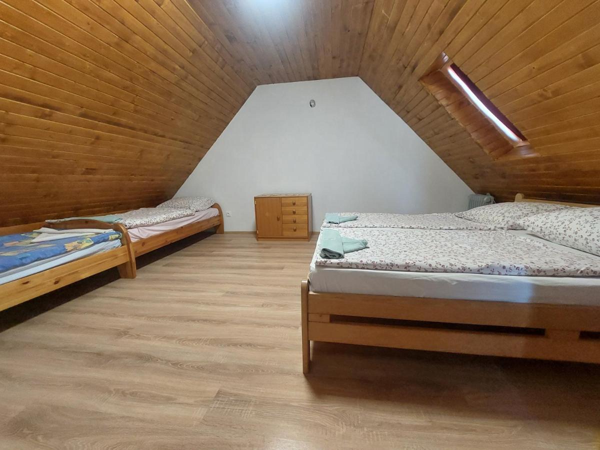 Orban Nyaralohaz Villa Kovagoors Exterior foto