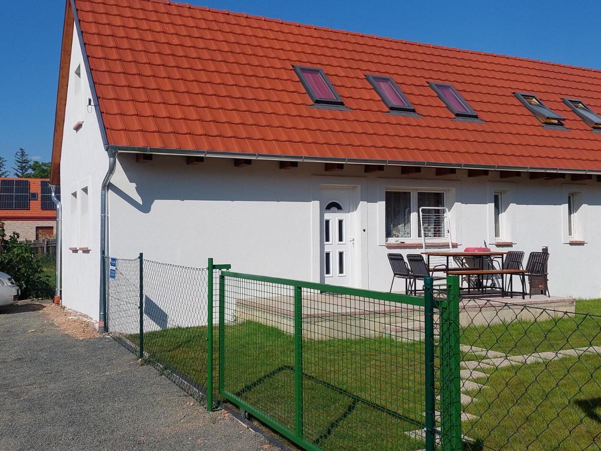 Orban Nyaralohaz Villa Kovagoors Exterior foto